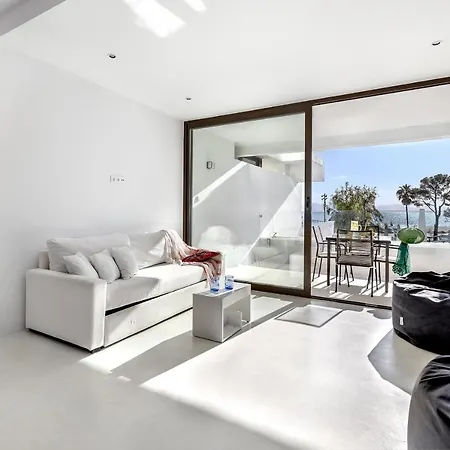Beachfront In Cb 3