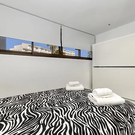Apartment Beachfront In Cb 3 *