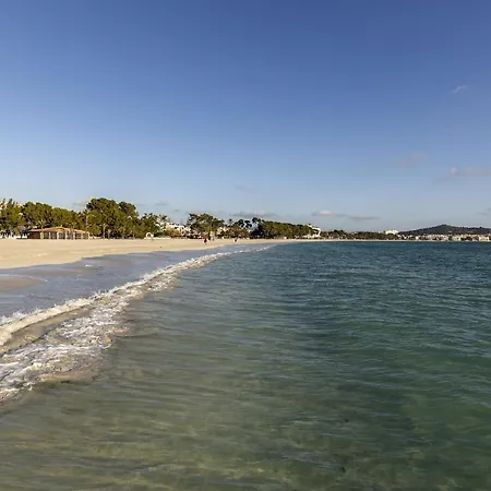 Apartment Beachfront In Cb 3
