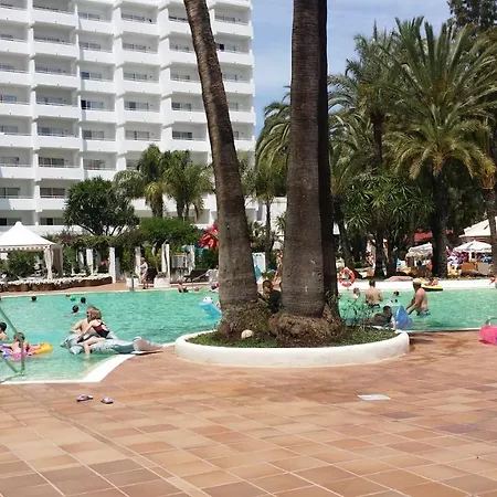Beachfront In Cb 3 *